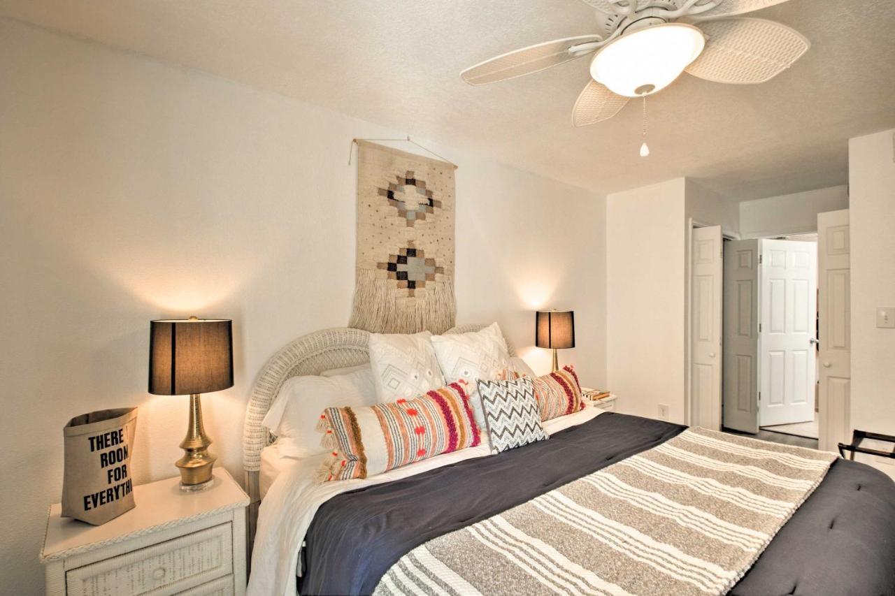 Eco-Bungalow Condo Pensacola Beach Access! Exterior photo